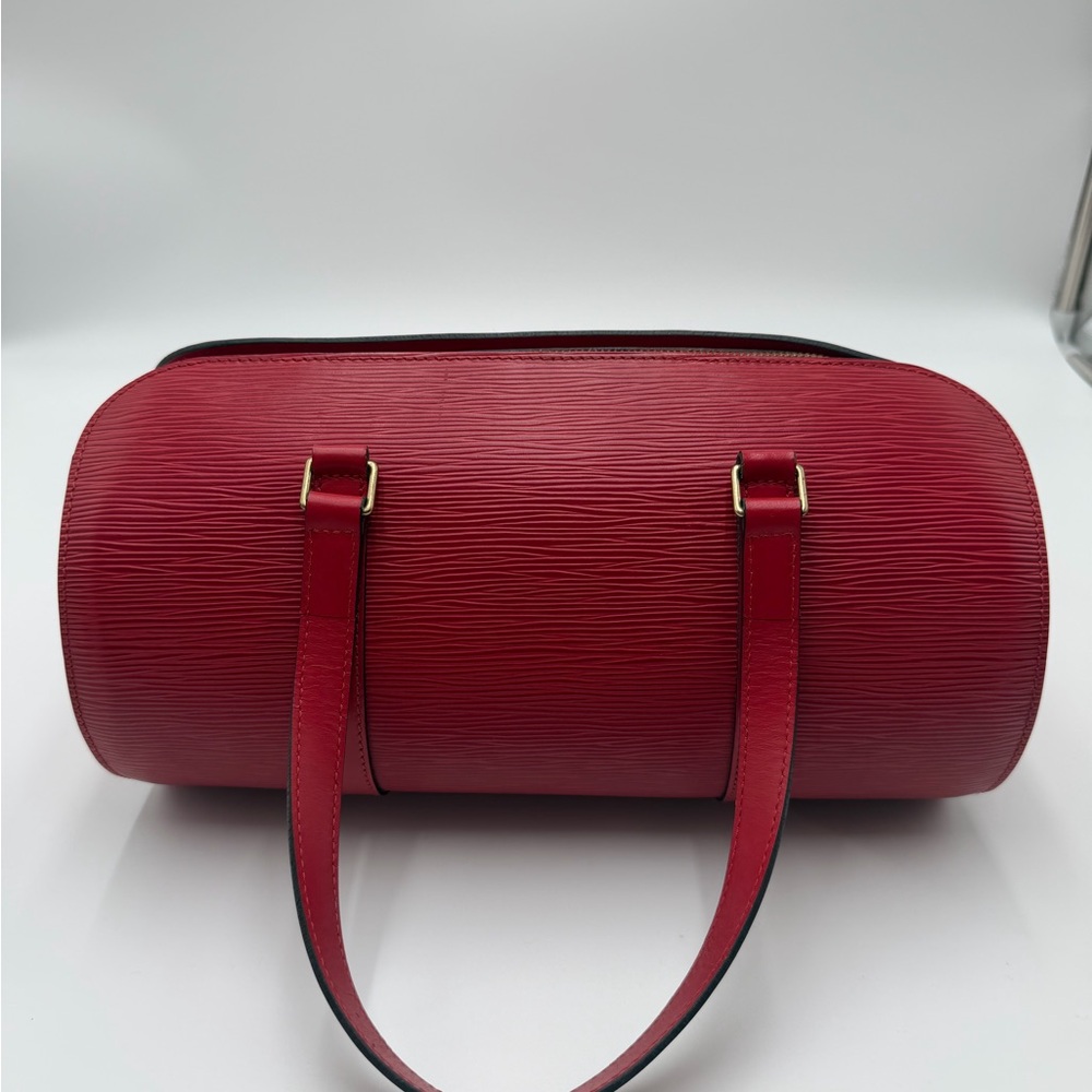 Louis Vuitton Red Barrel Shoulder Bag with Detachable Pouch - Picture 3 of 5